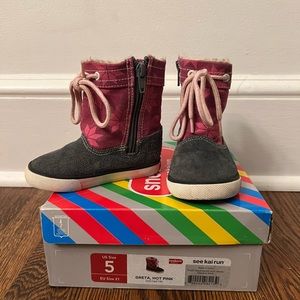See Kai Run Greta boots for toddler size 5